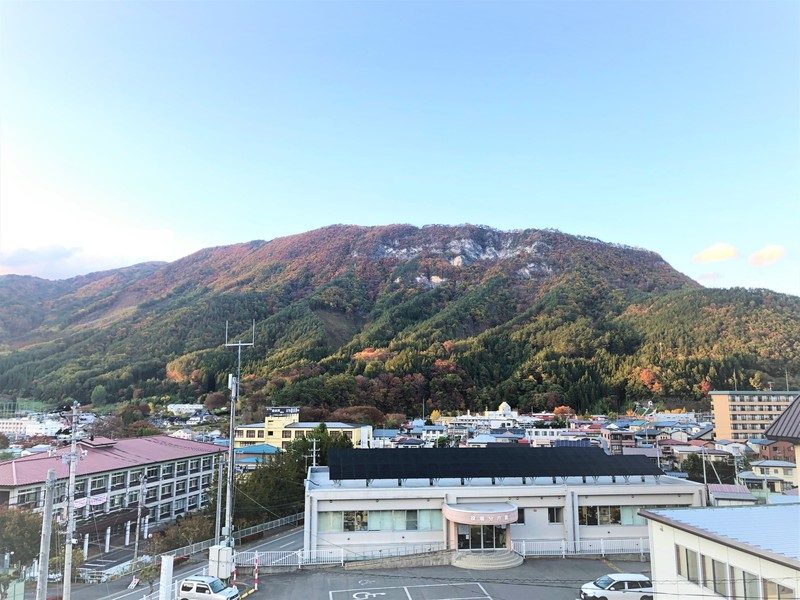岩泉町と宇霊羅山